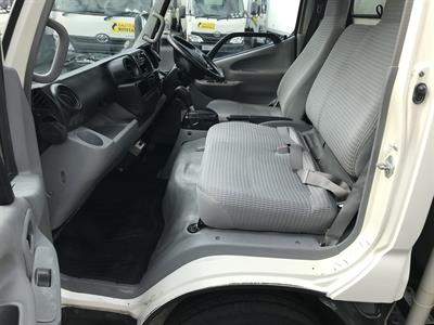 2014 Hino Dutro - Thumbnail