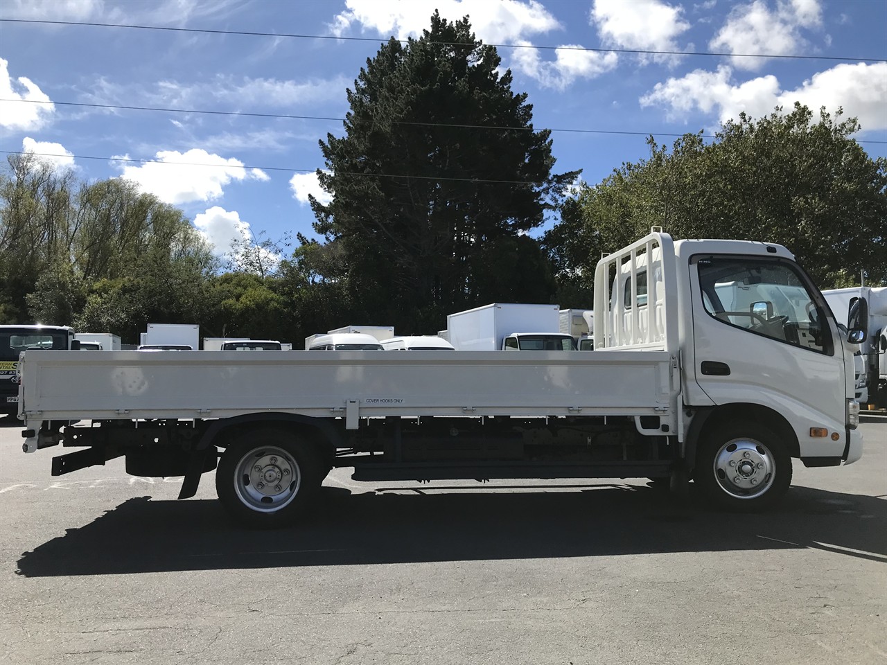 2016 Hino Dutro
