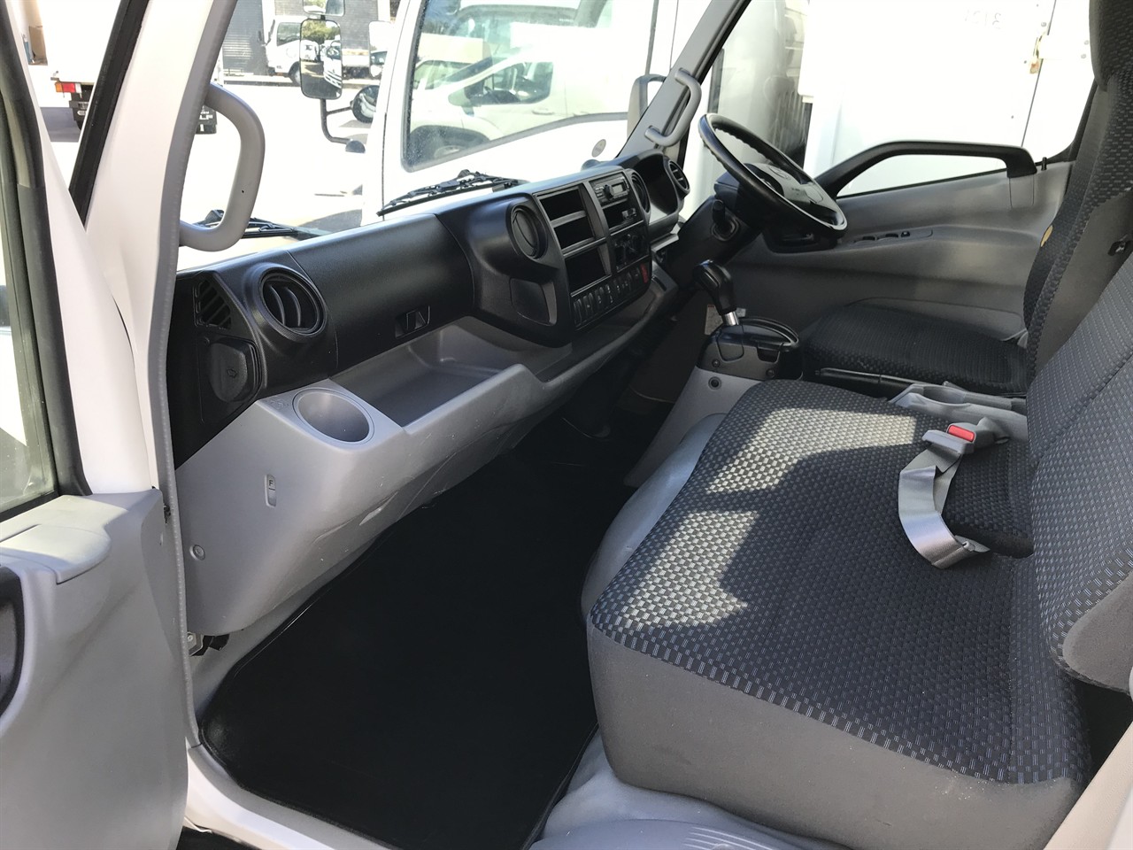 2019 Hino Dutro