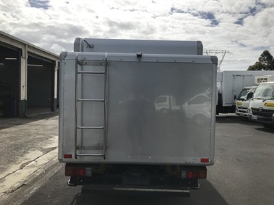 2013 Hino Dutro - Thumbnail