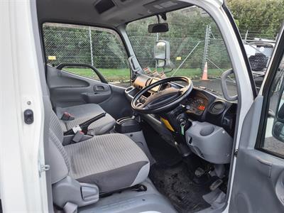 2016 Toyota Dyna - Thumbnail