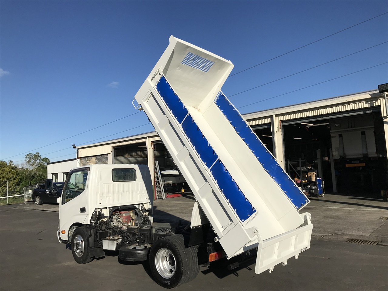 2014 Hino Dutro