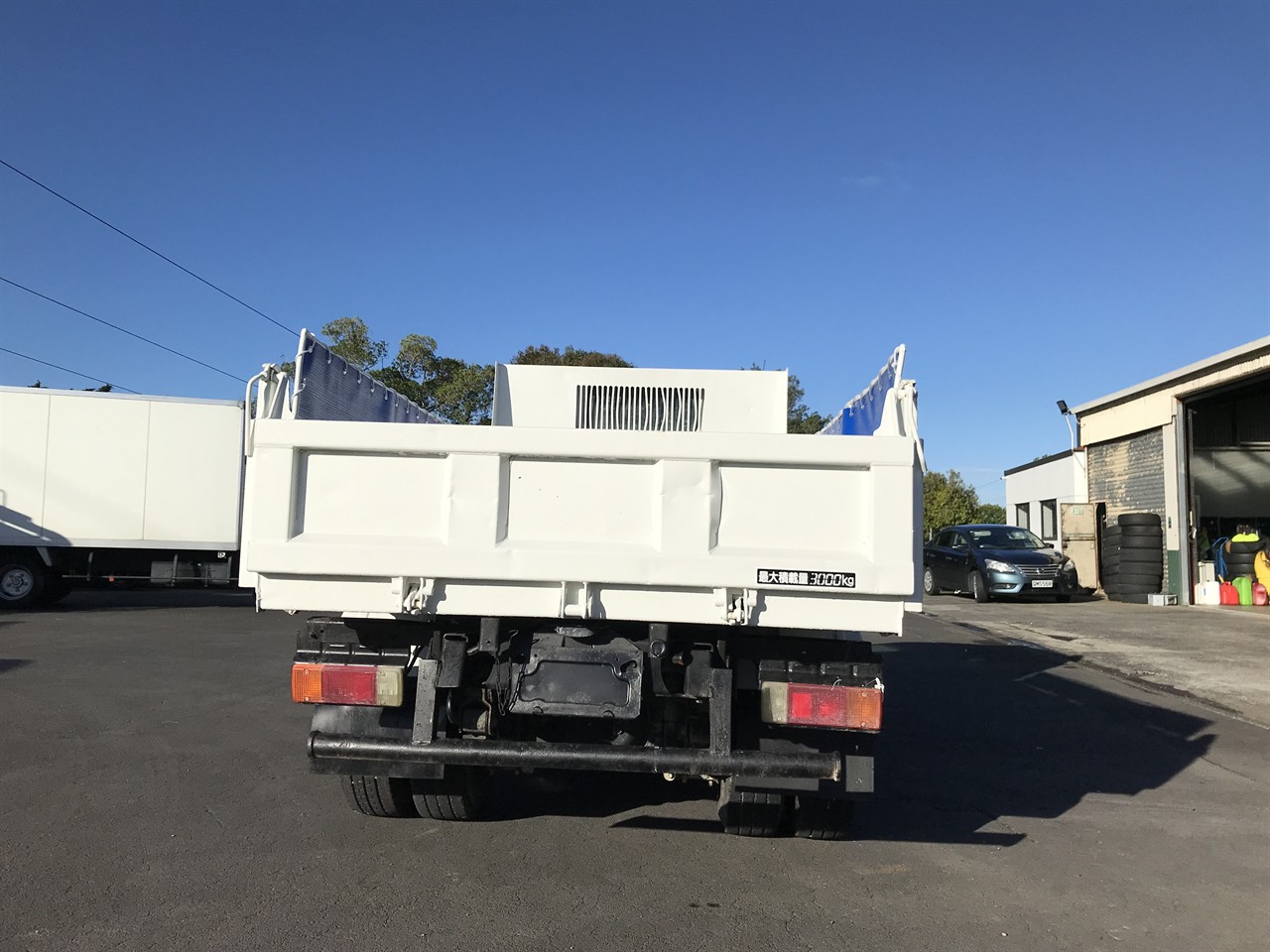 2014 Hino Dutro