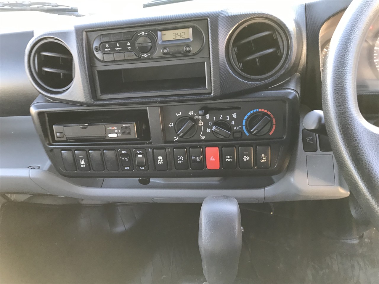 2017 Hino Dutro