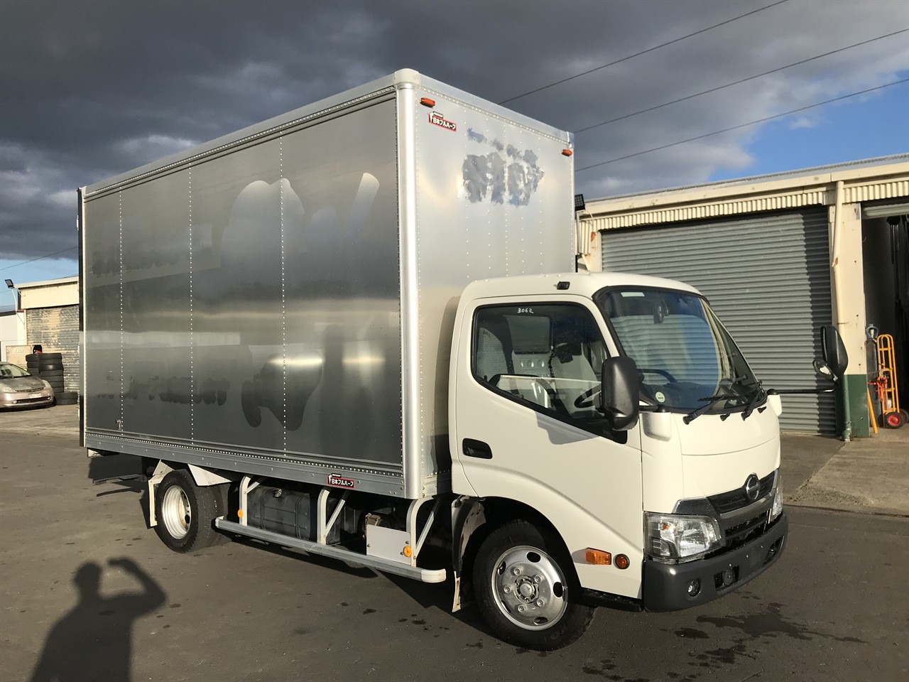 2017 Hino Dutro