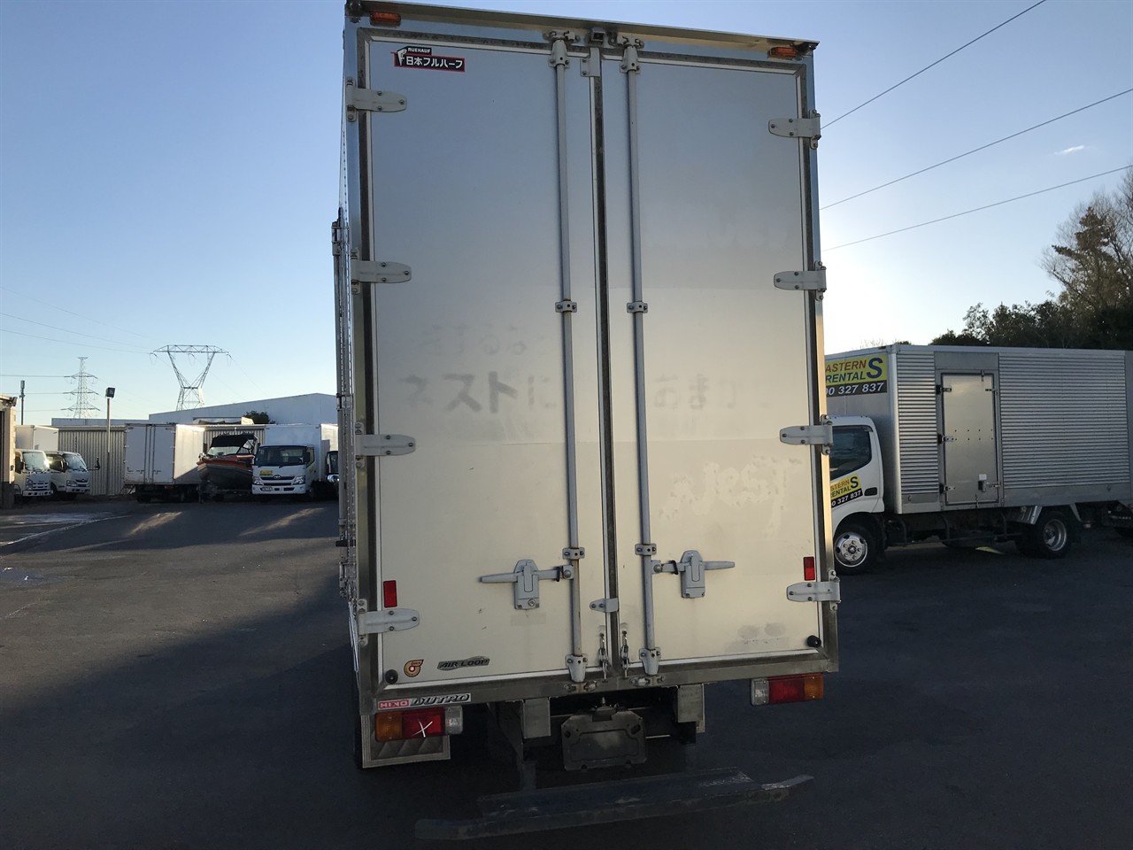 2017 Hino Dutro