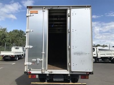 2015 Hino Dutro - Thumbnail