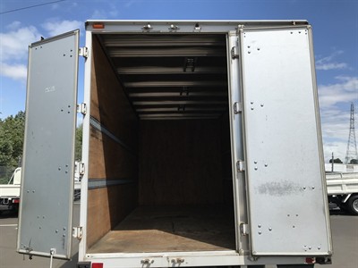 2015 Hino Dutro - Thumbnail