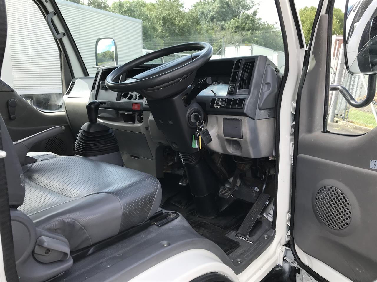 2012 Isuzu Elf