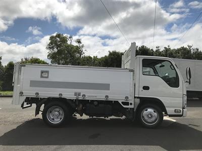 2012 Isuzu Elf - Thumbnail