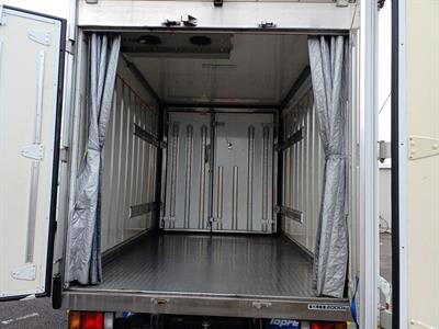 2017 Isuzu Elf - Thumbnail