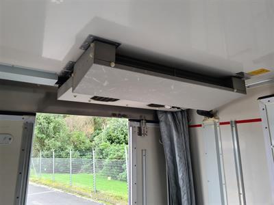 2017 Isuzu Elf - Thumbnail