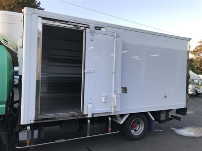 2015 Mitsubishi Canter - Thumbnail