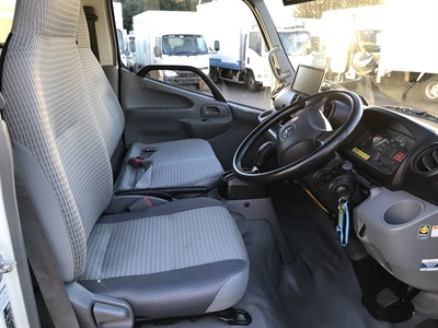 2017 Toyota Dyna - Thumbnail
