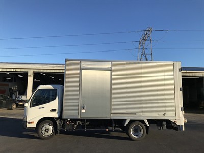 2017 Toyota Dyna - Thumbnail