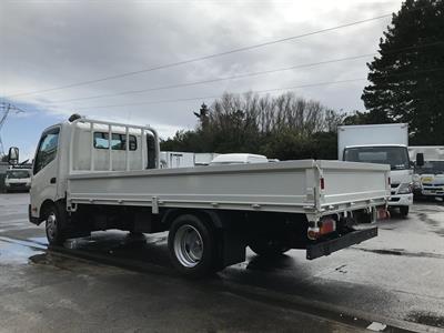 2016 Toyota Dyna - Thumbnail