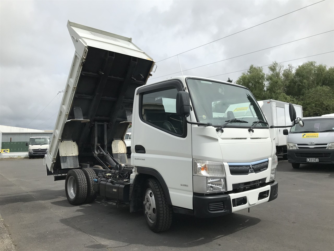 2019 Mitsubishi Canter