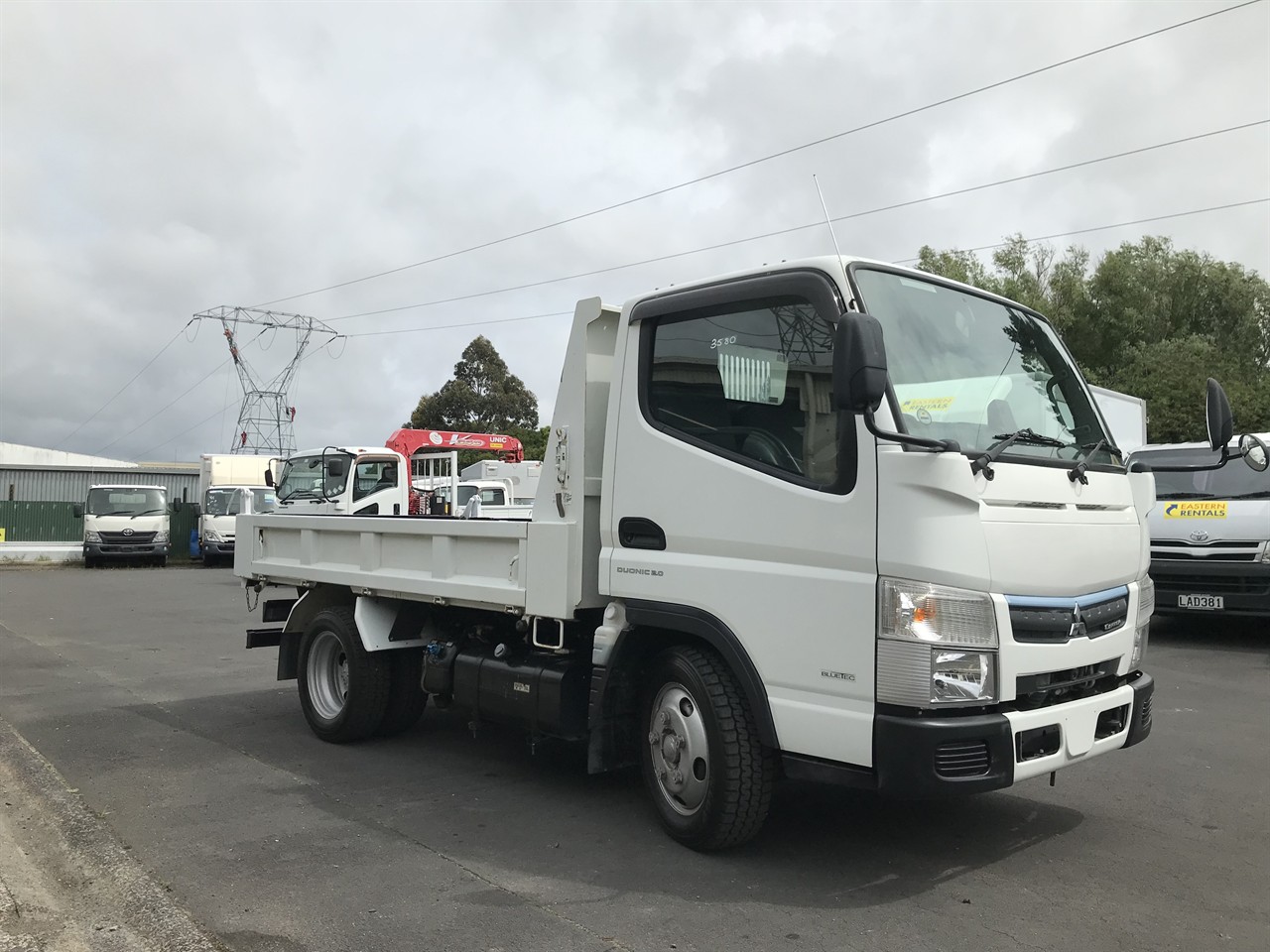 2019 Mitsubishi Canter