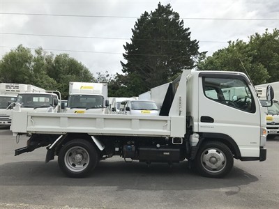 2019 Mitsubishi Canter - Thumbnail