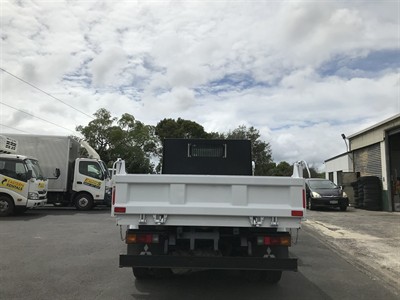 2019 Mitsubishi Canter - Thumbnail