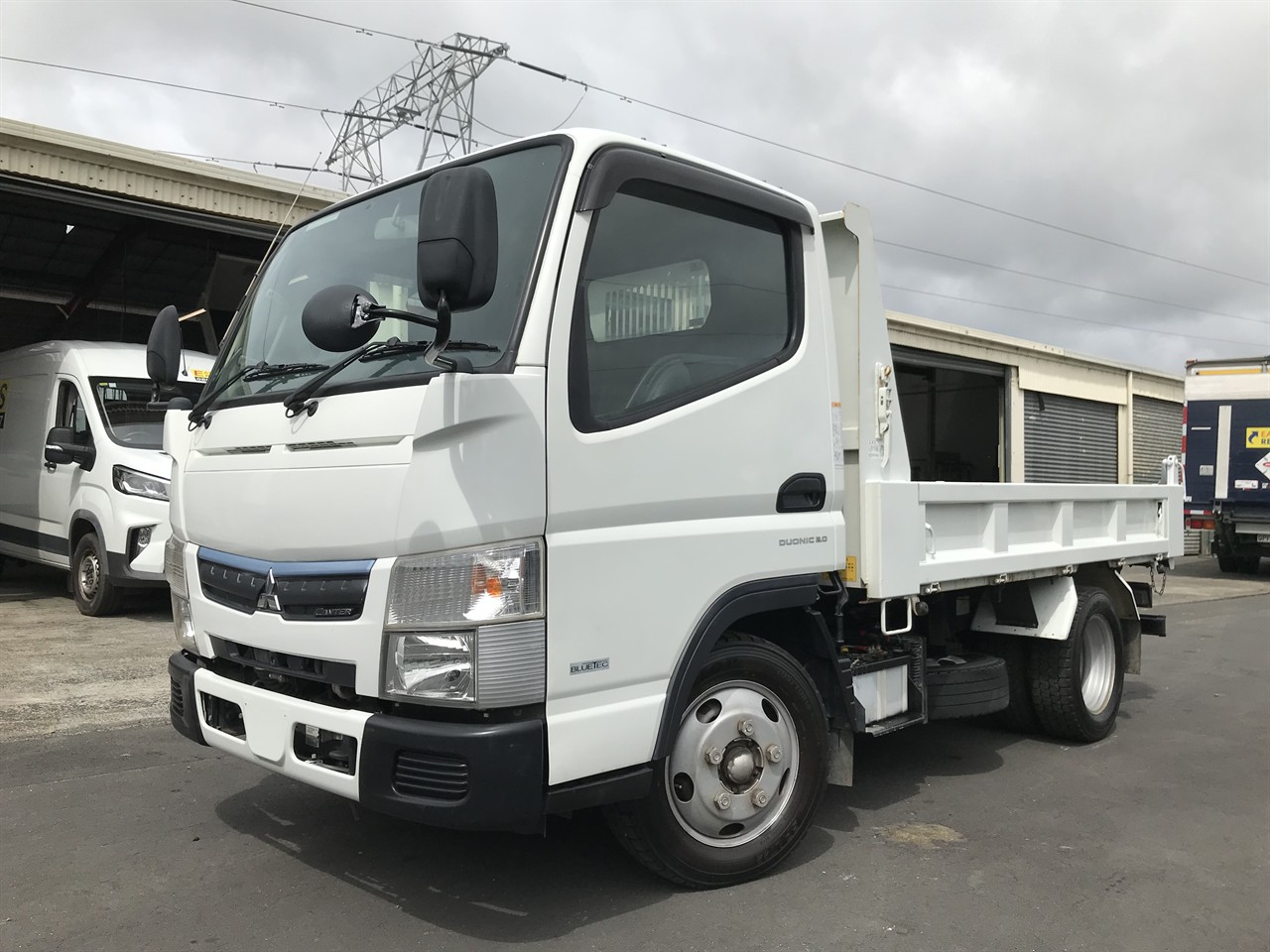 2019 Mitsubishi Canter