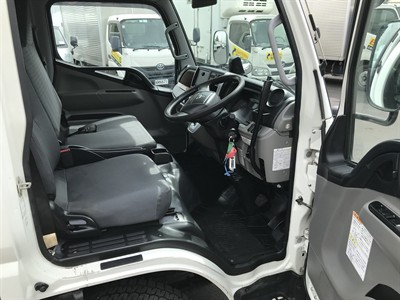 2019 Mitsubishi Canter - Thumbnail