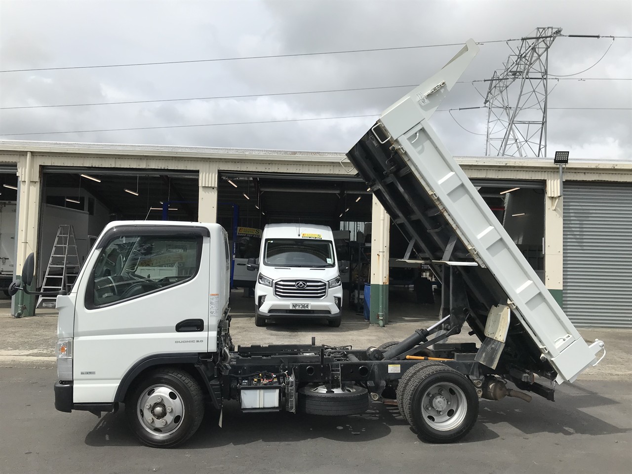 2019 Mitsubishi Canter