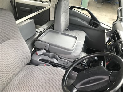 2015 Toyota Dyna - Thumbnail