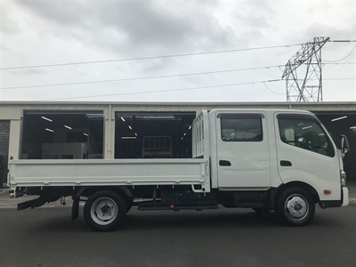 2015 Toyota Dyna - Thumbnail
