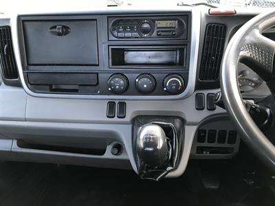 2016 Mitsubishi Canter - Thumbnail