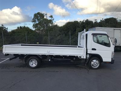 2016 Mitsubishi Canter - Thumbnail