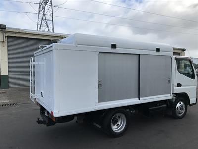 2012 Mitsubishi Canter - Thumbnail
