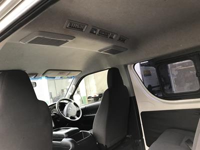 2016 Toyota Hiace - Thumbnail