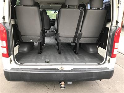 2016 Toyota Hiace - Thumbnail