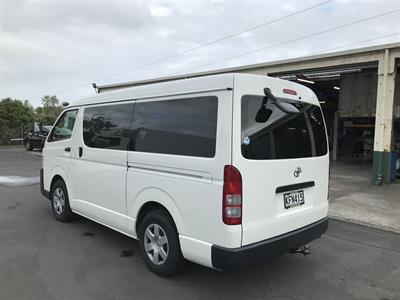 2016 Toyota Hiace - Thumbnail