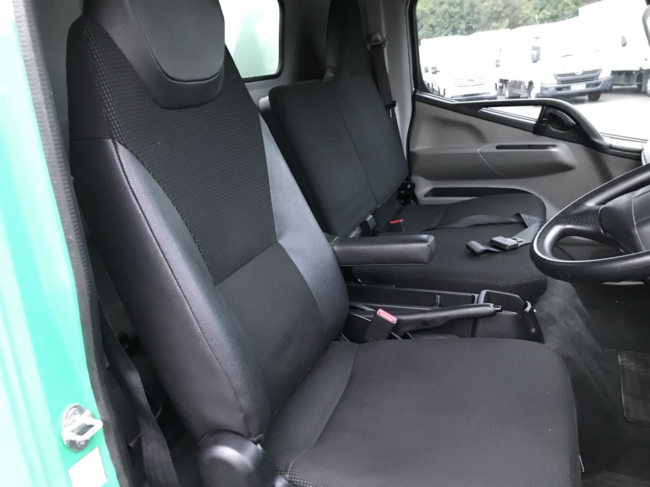 2018 Mitsubishi Canter