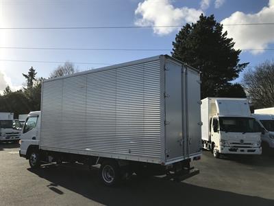 2020 Mitsubishi Canter - Thumbnail