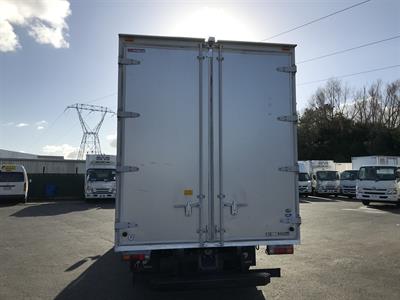 2020 Mitsubishi Canter - Thumbnail