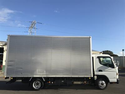 2020 Mitsubishi Canter - Thumbnail