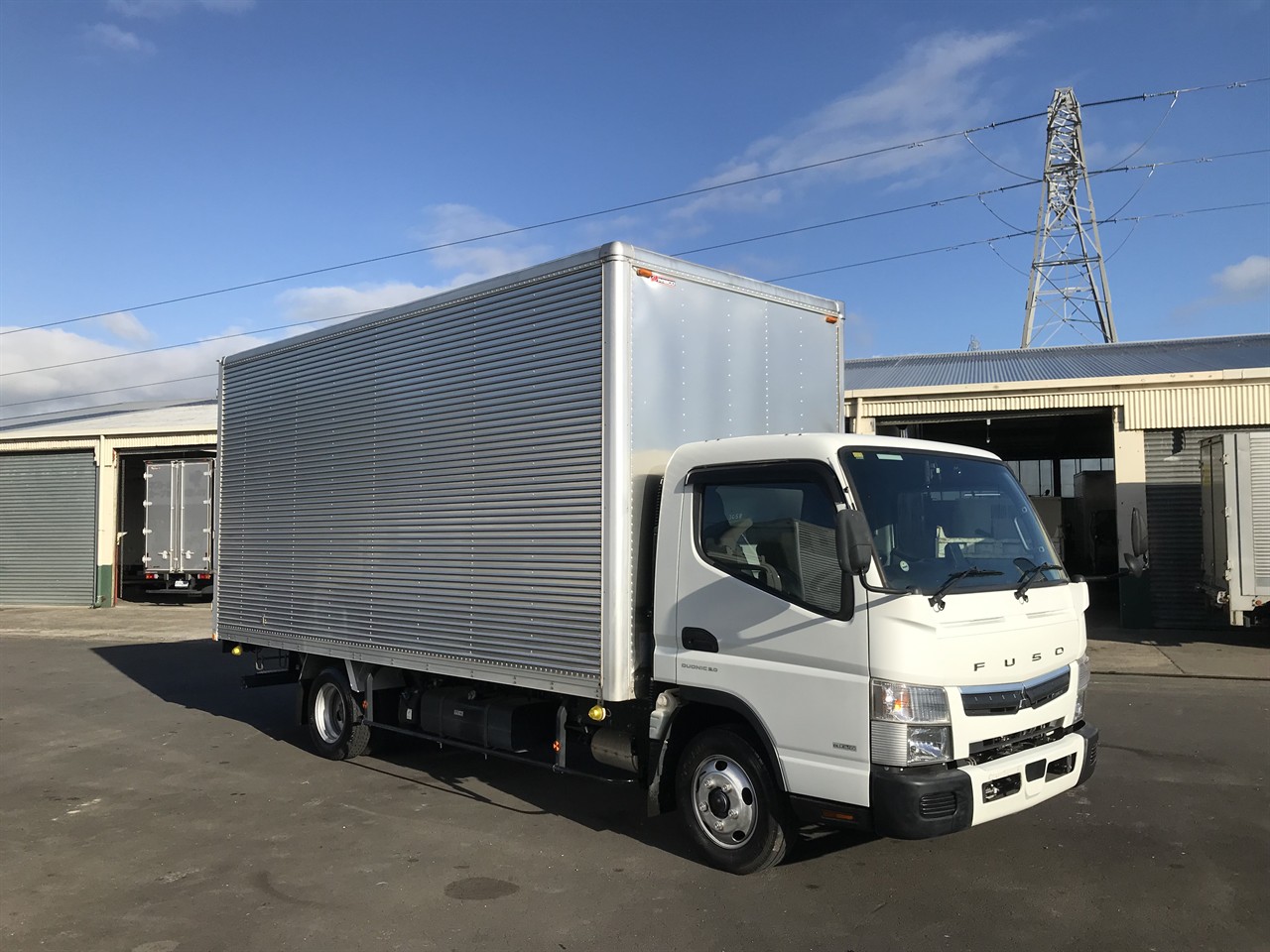 2020 Mitsubishi Canter