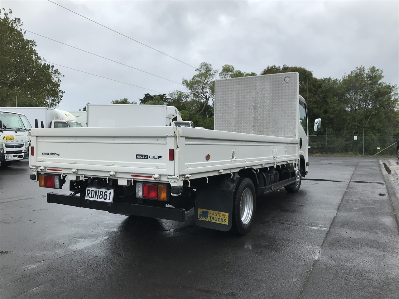 2018 Isuzu Elf