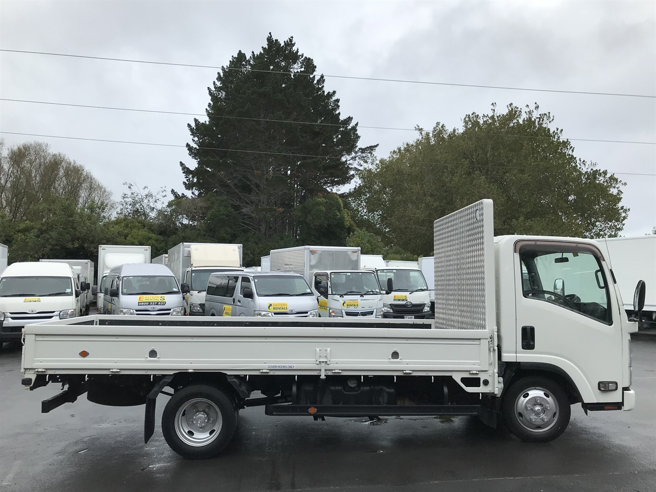 2018 Isuzu Elf