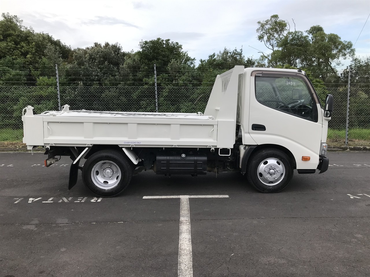 2016 Hino Dutro