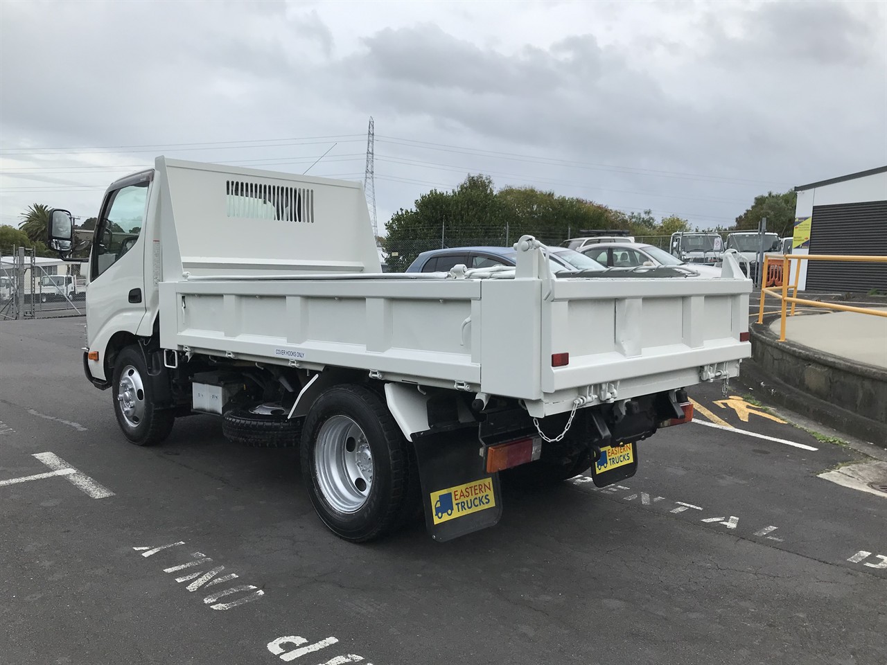 2016 Hino Dutro