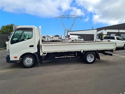 2017 Toyota Dyna - Thumbnail