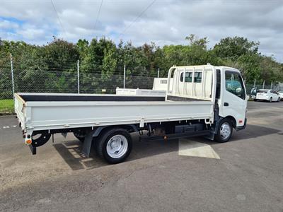 2017 Toyota Dyna - Thumbnail