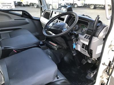 2019 Mitsubishi Canter - Thumbnail