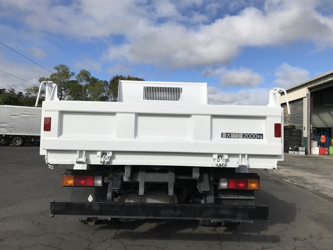 2019 Mitsubishi Canter