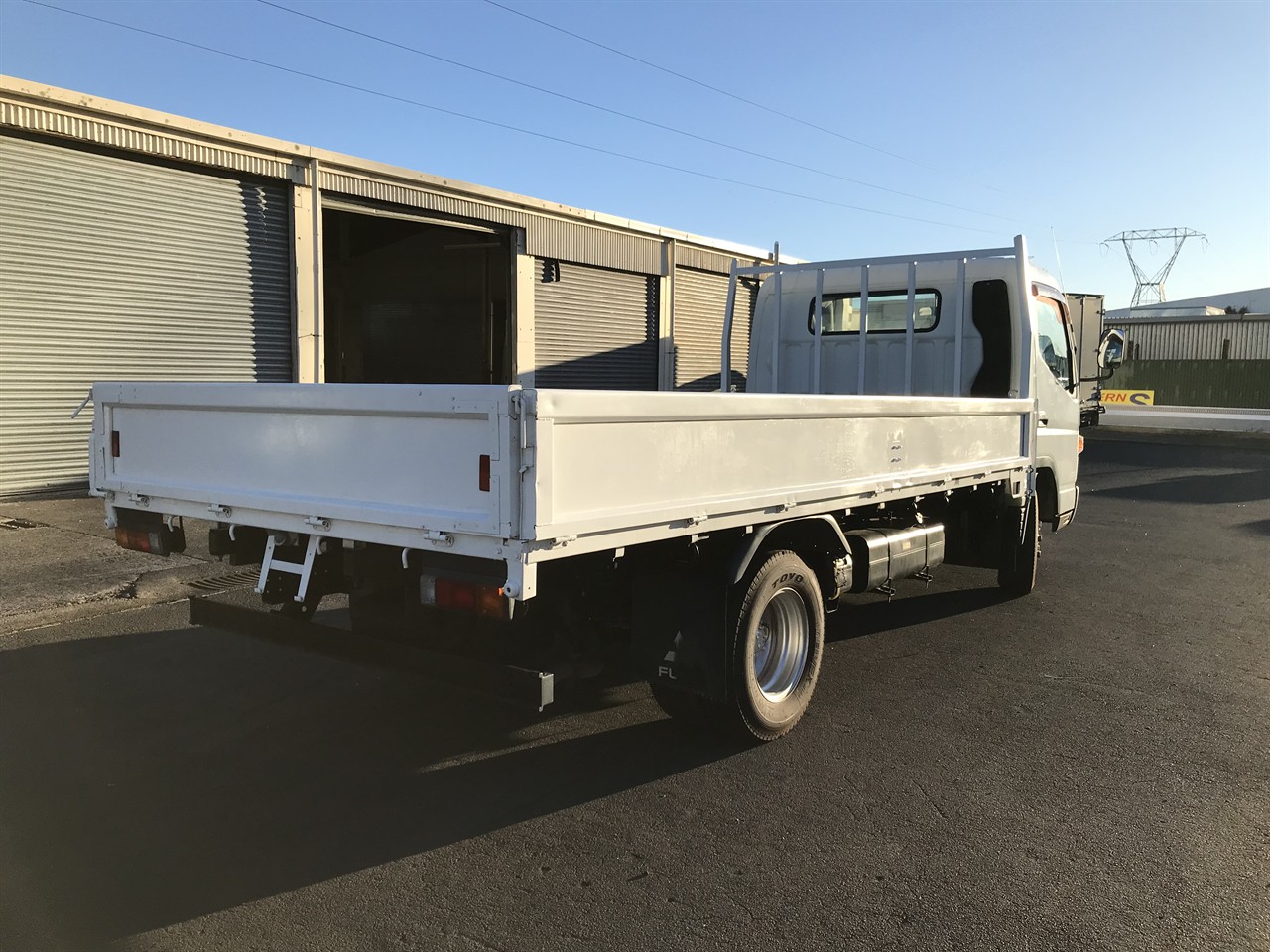 2016 Mitsubishi Canter