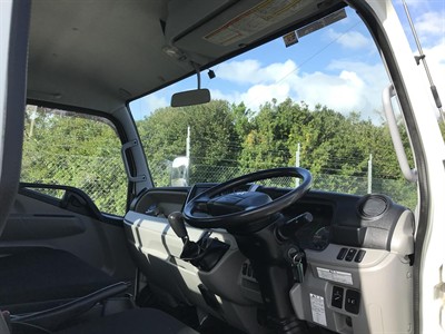 2016 Mitsubishi Canter - Thumbnail